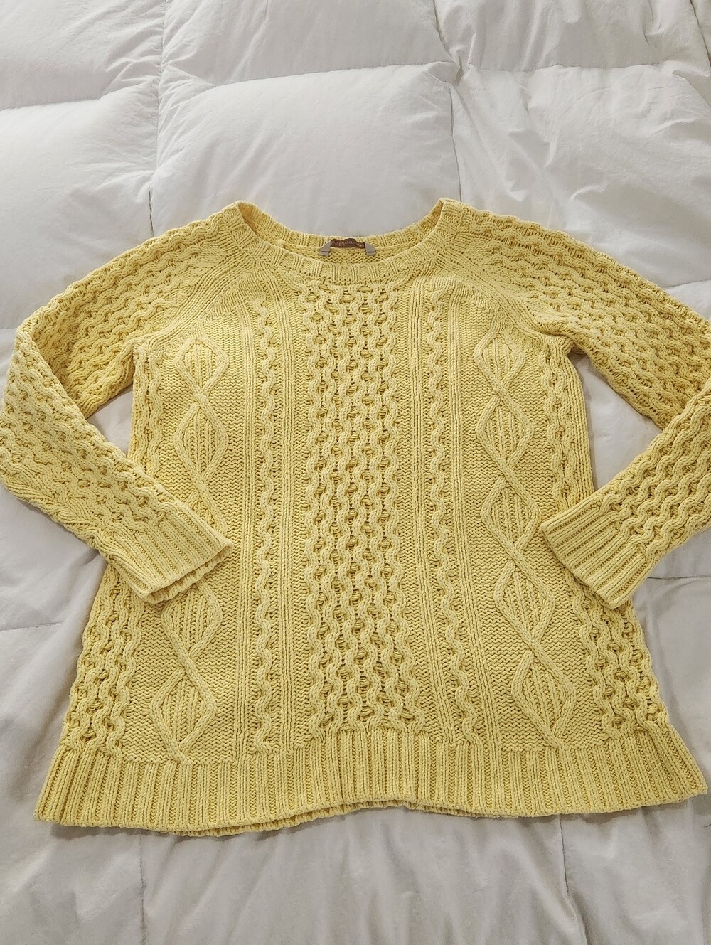 Soft Surroundings Cable Knit Sweater Size M/L Yellow Travel